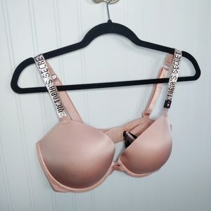 COPY - Victoria's Secret Very Sexy Push-up Bra 36…